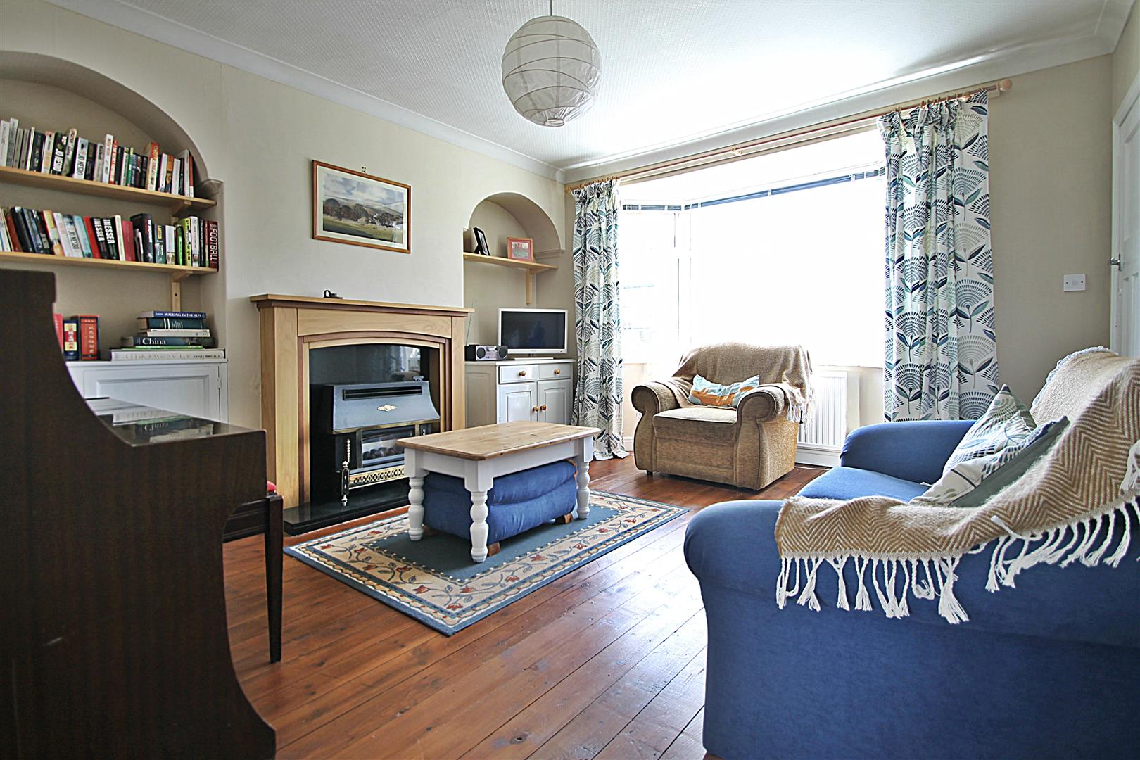 » Park Road, Yeadon, LS19 7EX